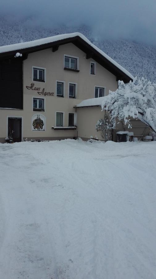 Haus Agerer Fewo 2. Stock Tarrenz Exterior foto