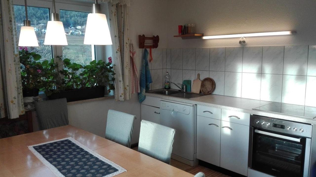 Haus Agerer Fewo 2. Stock Tarrenz Exterior foto